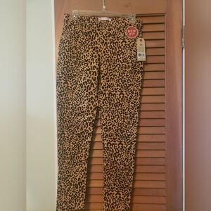 Levi's leopard print cheetah animal print jegging